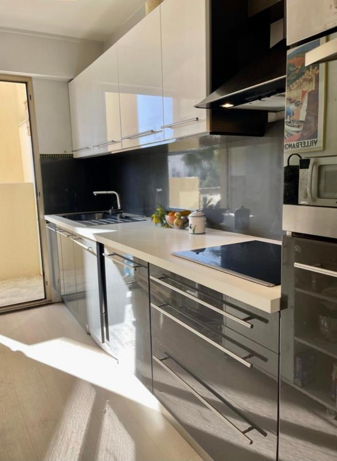 Seafront One Bedroom Apartment With A Terrasse Swimming Pool And A Parking อองทีบส์ ภายนอก รูปภาพ